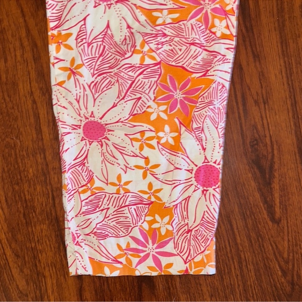 Lily Pulitzer Floral Pink and Orange Pants w front key pocket size 2 - Picture 4 of 5